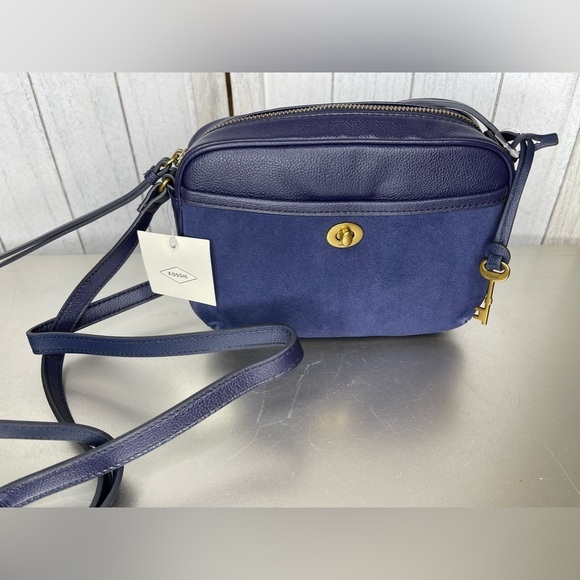NEW! Fossil Brennon Leather Oval Crossbody Bag Navy Blue Leather $180 - Picture 1 of 8